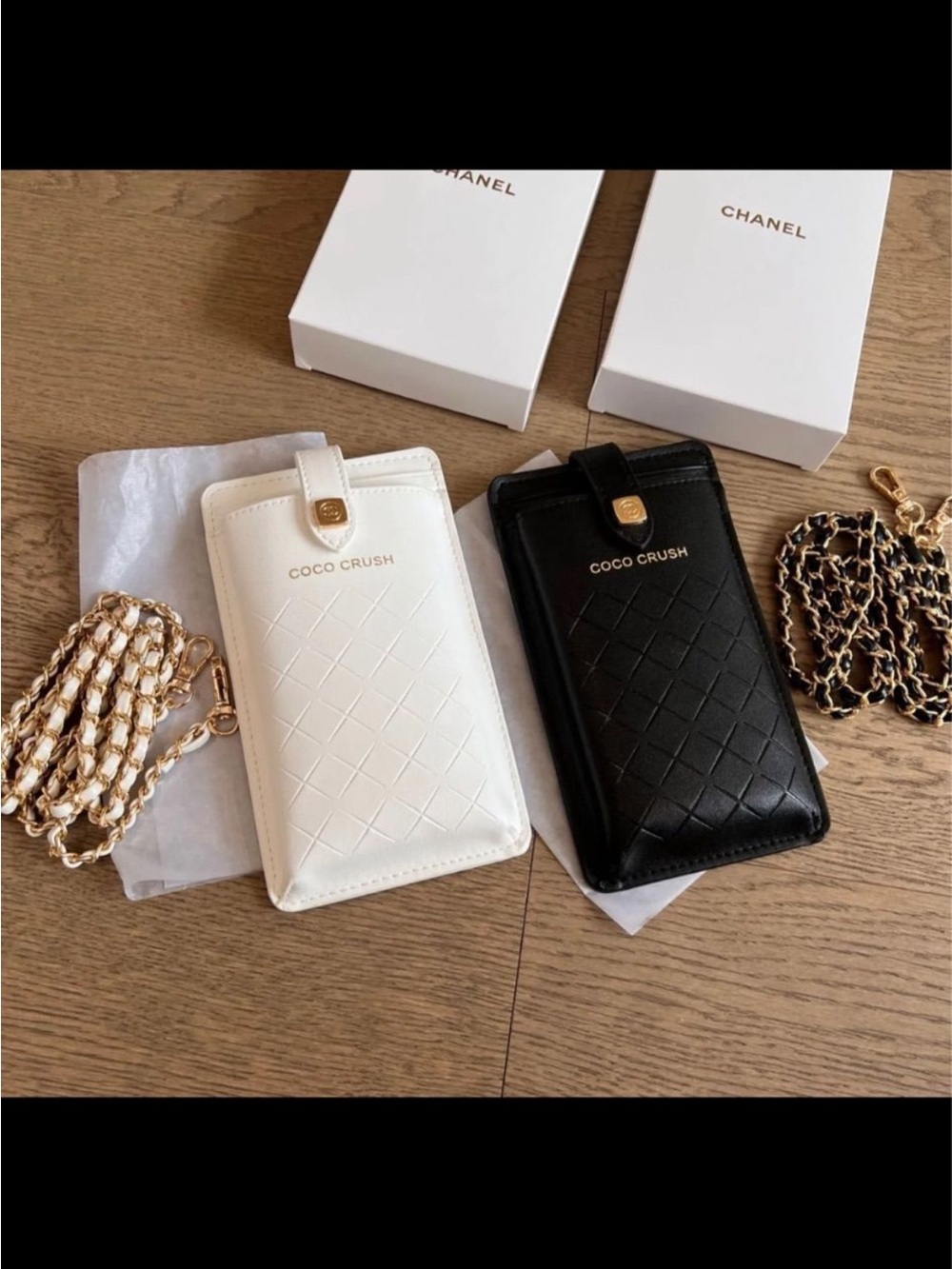 NIB GWP Chanel Coco Crush Quilted Faux Leather Phone Pouch in White